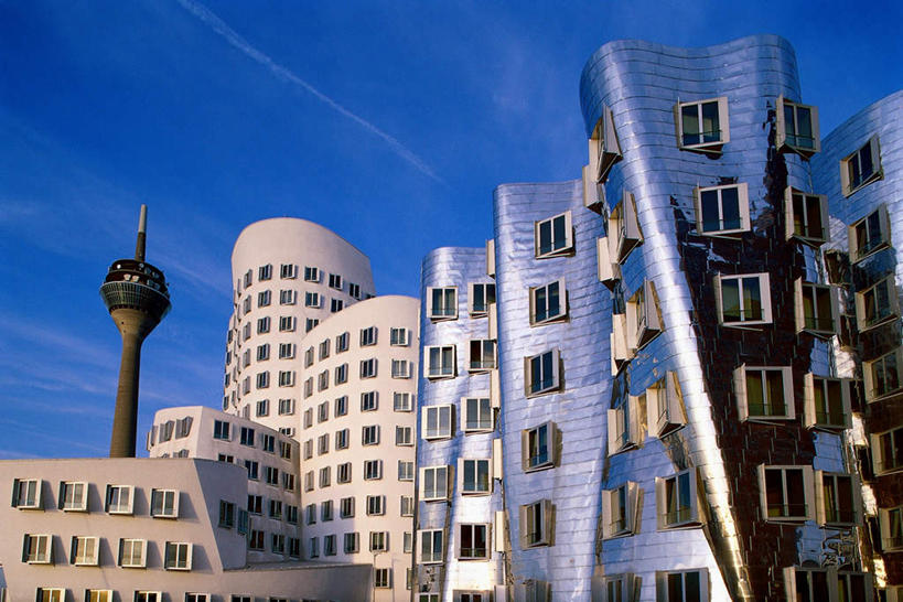 无人,高楼大厦,横图,室外,白天,仰视,度假,美景,城市风光,标志建筑,城市,大厦,地标,建筑,摩天大楼,德国,欧洲,阴影,光线,影子,景观,首都,娱乐,建设,柏林,阳光,享受,休闲,景色,放松,精致,优美,西欧,电视塔,精美,德意志联邦共和国,精彩,精巧,柏林州,彩图,低角度拍摄,大楼,高层建筑,高楼,摩天楼