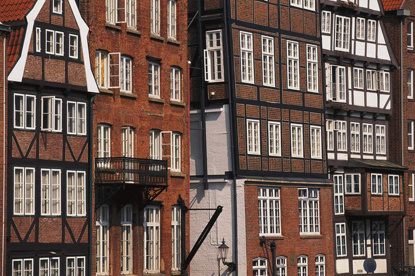 无人,家,横图,室外,白天,正面,度假,美景,城市风光,城市,德国,阴影,光线,影子,房屋,屋子,景观,娱乐,楼房,住宅,阳光,享受,休闲,景色,放松,精致,优美,西欧,精美,德意志联邦共和国,精彩,精巧,彩图,房子