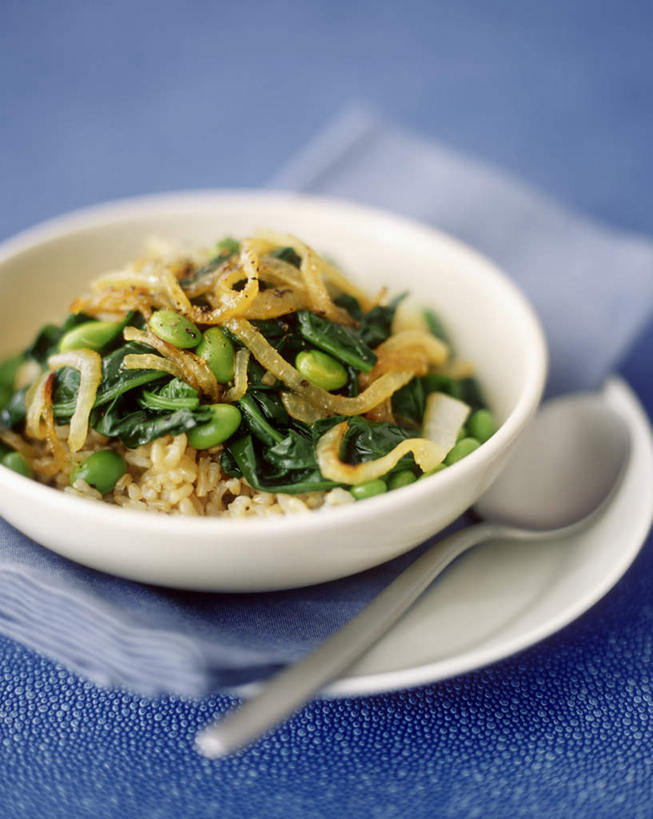 米饭,无人,竖图,俯视,室内,特写,白天,植物,餐桌,桌子,菠菜,豆,洋葱,餐具,许多,阴影,光线,碟子,盘,影子,勺子,陶瓷,豆类,豆子,陶瓷制品,饭,很多,盘子,餐巾,容器,调羹,碟,汤匙,碗,餐台,储藏,五谷,储存,豆科,哈巴豆,利马豆,马达加斯加豆,缅甸豆,洋扁豆,仰光豆,圆葱,鹦鹉菜,洋葱头,鼠根菜,球葱,角菜,红嘴绿鹦哥,赤根菜,菠薐菜,波斯草,彩图,高角度拍摄,贮存