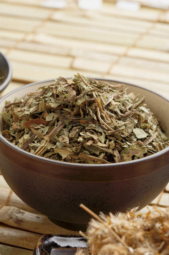 无人,竖图,俯视,室内,特写,白天,餐桌,桌子,一堆,许多,阴影,堆叠,堆积,反射,影子,陶瓷,陶瓷制品,很多,一个,容器,碗,单个,餐台,储藏,堆,储存,餐垫,生日花,彩图,高角度拍摄,蔸藓,贮存