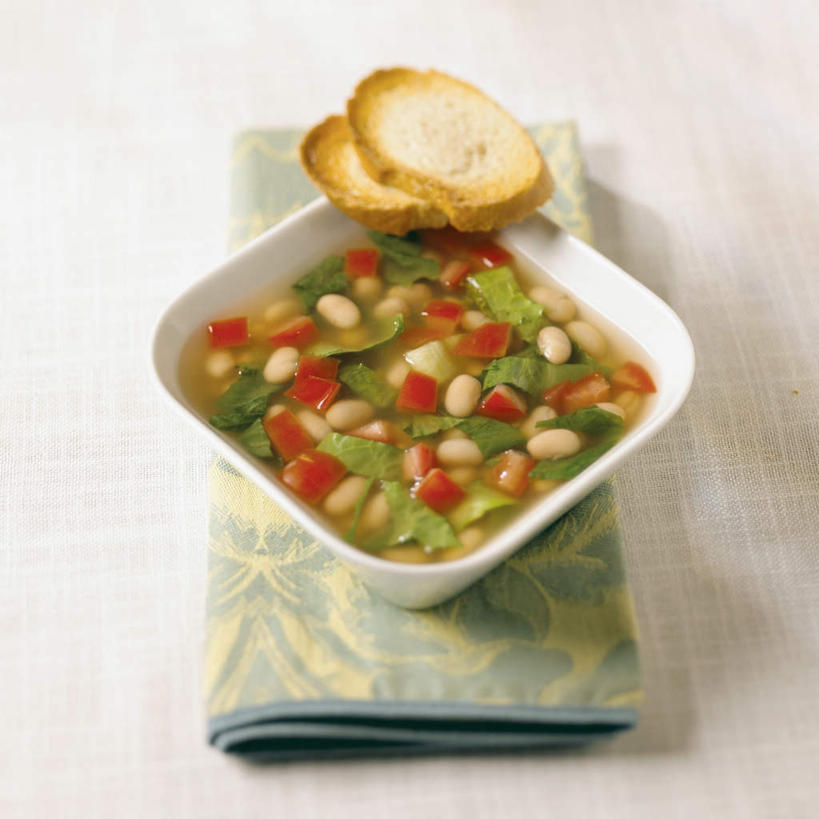 点心,面包,无人,方图,俯视,室外,特写,白天,白色背景,餐桌,桌子,辣椒,蔬菜,阴影,花纹,新鲜,光线,布,图案,影子,陶瓷,豆类,汤,食品,面点,陶瓷制品,布纹,食物,糕点,一个,容器,碗,摄影,有机食品,绿色食品,影棚,单个,餐台,储藏,布匹,储存,彩椒,辣角,红海椒,大椒,辣虎,广椒,白豆,眉豆,饭豇豆,饭豆,甘豆,甜椒,柿子椒,辣子,海椒,番椒,灯笼椒,彩图,高角度拍摄,影棚拍摄,拍摄,贮存