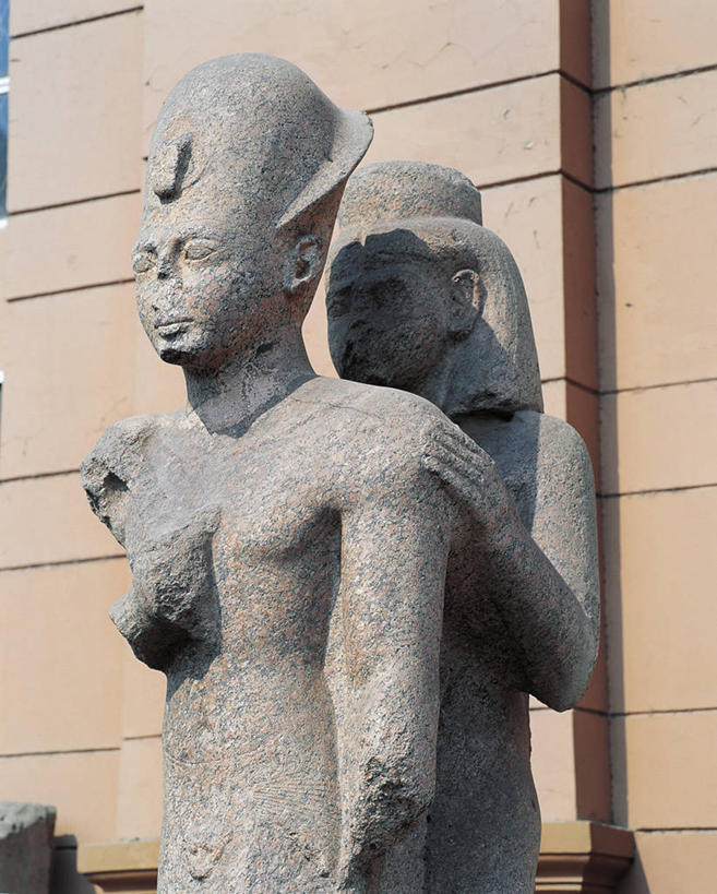 无人,竖图,室外,白天,城市,雕塑,日光,非洲,埃及,标志,雕像,符号,历史,破坏,标识,破损,古代,一个,摄影,单个,部分,损坏,法老,首府,阿拉伯埃及共和国,金字塔之国,棉花之国,阿斯旺,阿斯旺省,阿非利加洲,性别符号,古埃及文明,古代文明,美术工艺,哈索尔神庙,彩图,男性符号,过去