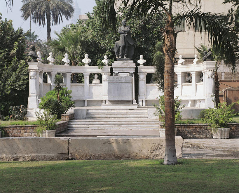 无人,博物馆,站,横图,室外,白天,棕榈树,雕塑,埃及,标志,雕像,符号,首都,历史,标识,摄影,坟墓,中东,埃及文化,性别符号,美术工艺,埃及开罗博物馆,彩图,男性符号,过去