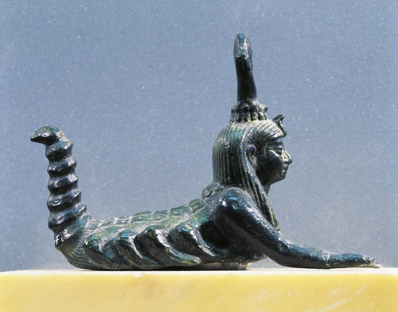 无人,横图,侧面,雕塑,蓝色背景,艺术,装饰,雕刻,雕像,历史,一个,工艺品,趴着,摄影,单个,纪念,美术,考古学,女神,主题,陈列,螺线,功能,美学,古埃及文明,古代文明,美术工艺,彩图,影棚拍摄,美人鱼,过去