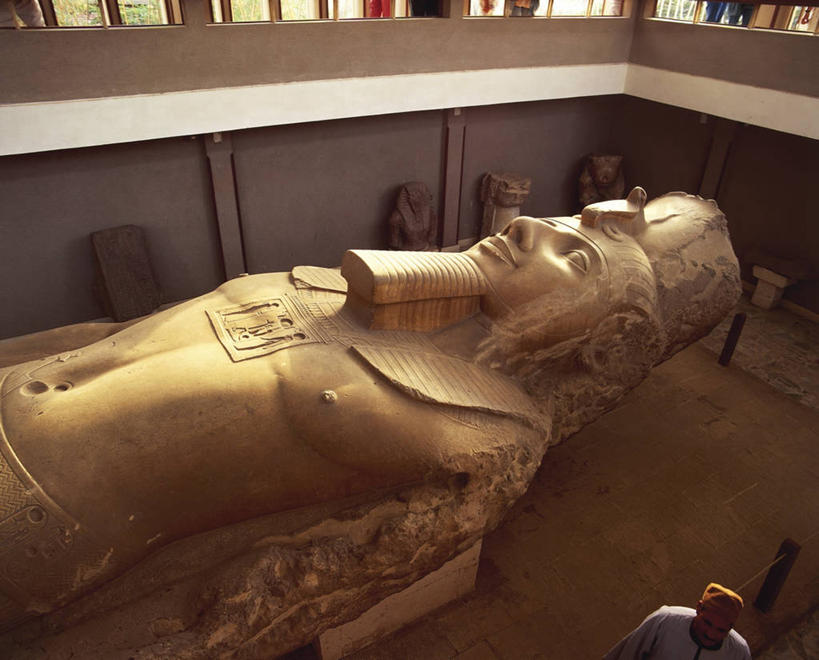 无人,横图,俯视,室内,白天,雕塑,埃及,标志,雕像,符号,历史,标识,古代,一个,地标建筑,摄影,巨大,庞大,单个,考古学,中东,法老,埃及文化,性别符号,石灰石,宏大,硕大,伟大,古代文明,仰卧,彩图,高角度拍摄,男性符号,过去,布塔