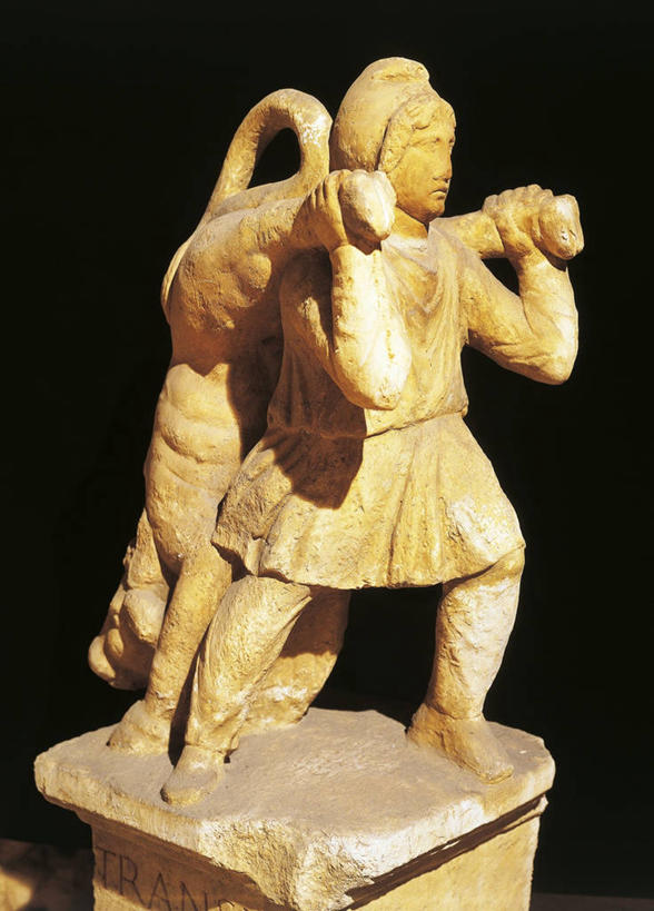 无人,站,竖图,雕塑,黑色背景,神话,艺术,雕像,古罗马,摄影,运送,手艺,古代文明,美术工艺,彩图,影棚拍摄