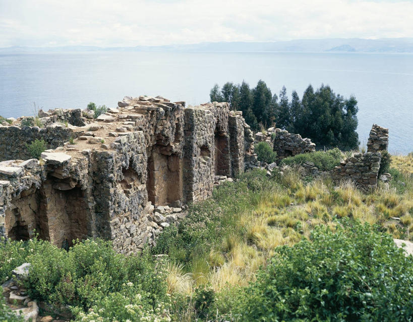 无人,寺庙,横图,俯视,室外,白天,建筑,玻利维亚,水平线,历史,废墟,地标建筑,摄影,宗教,考古学,宗教建筑,的的喀喀湖,安地斯山脉,彩图,高角度拍摄,过去