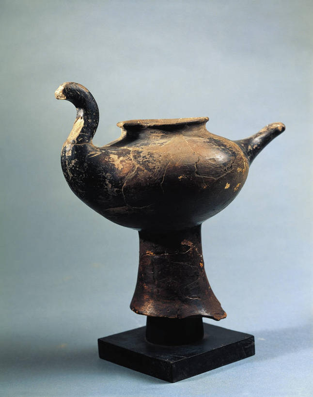 无人,竖图,灰色背景,历史,灯,古代,一个,灰色,摄影,单个,油灯,古代文明,美术工艺,彩图,影棚拍摄,过去