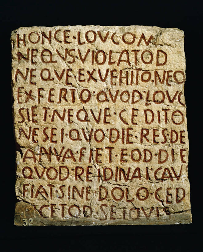 无人,竖图,特写,正面,意大利,欧洲,黑色背景,园艺,历史,古罗马,一个,摄影,单个,考古学,南欧,意大利共和国,首府,翁布里亚,翁布里亚大区,拉丁文,美术工艺,佩鲁贾,彩图,影棚拍摄,斯波莱托,雕刻术,过去