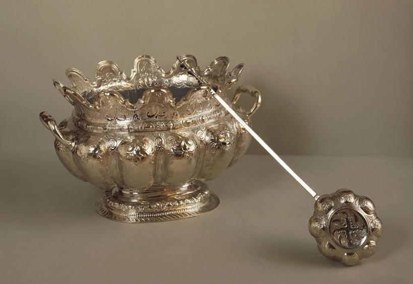 无人,横图,特写,灰色背景,两个,灰色,碗,财富,摄影,长柄勺,18世纪,美术工艺,彩图,影棚拍摄