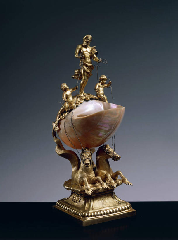 无人,竖图,罐子,鹦鹉螺,调料,盐,调味品,调味料,食盐,玻璃制品,一个,玻璃瓶,瓶子,摄影,小天使,单个,古董,海马,青铜,美术工艺,海产,彩图,影棚拍摄