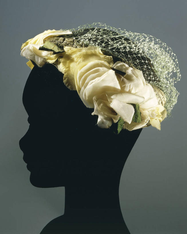 无人,竖图,侧面,时尚,帽子,叶子,纺织品,黑色背景,花边,花,摄影,面纱,高雅,剪影,法国文化,设计,彩图,影棚拍摄,拟人