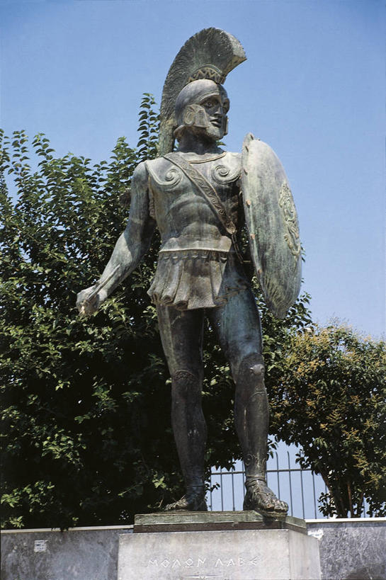 无人,竖图,室外,白天,仰视,植物,雕塑,希腊,欧洲,标志,雕像,符号,图像,历史,标识,树,天空,摄影,地中海文化,南欧,主题,视角,万里无云,肯塔基州,性别符号,构图,伯罗奔尼撒,斯巴达,彩图,低角度拍摄,旅行,时空,男性符号,传统文化