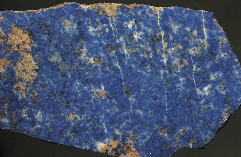 无人,横图,室内,特写,黑色背景,粗糙,图像,一个,蓝色,黑色,自然,摄影,单个,毛糙,主题,自然现象,构图,地质学,矿物质,自然地理,岩石,彩图,影棚拍摄,天青石,粗拙,状态