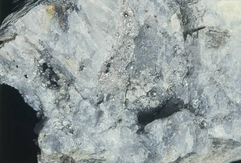 无人,横图,室内,特写,黑色背景,粗糙,金属,图像,一个,黑色,灰色,自然,水银,摄影,单个,毛糙,主题,自然现象,干的,构图,地质学,矿物质,自然地理,岩石,彩图,影棚拍摄,粗拙,状态