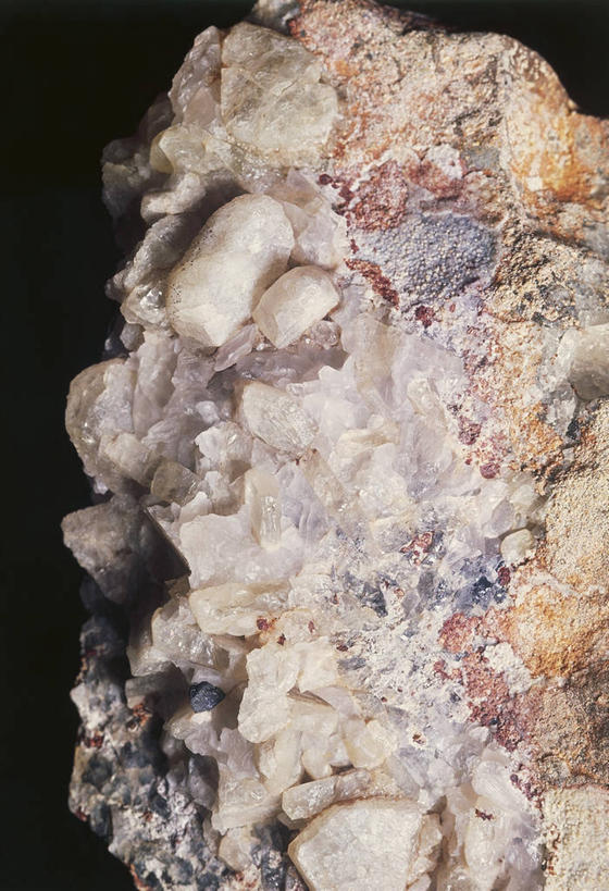 无人,竖图,室内,特写,黑色背景,粗糙,铁,金属,图像,一个,黑色,自然,摄影,单个,毛糙,主题,自然现象,构图,地质学,矿物质,镁,自然地理,岩石,彩图,影棚拍摄,粗拙,状态