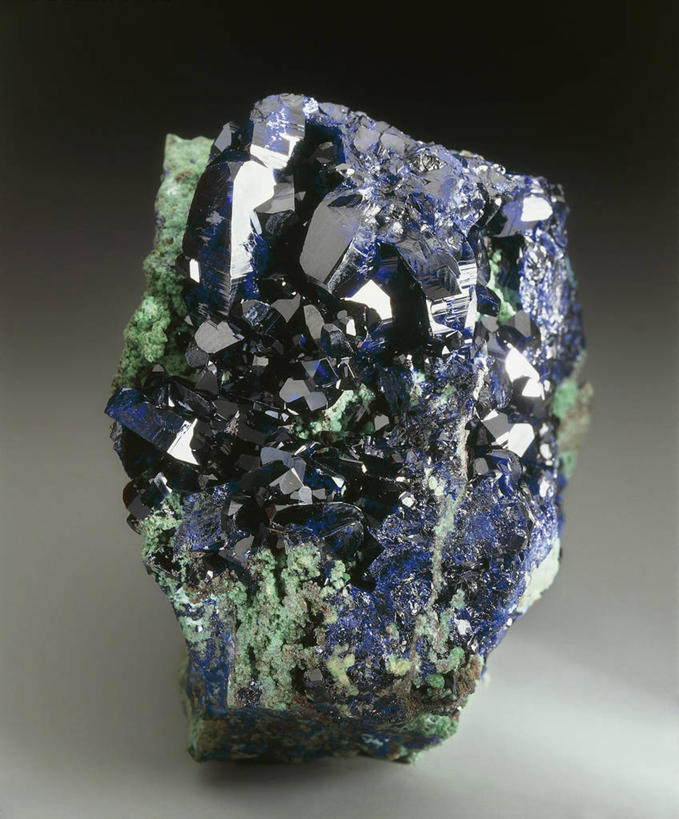 无人,竖图,室内,特写,粗糙,光线,光芒,图像,一个,自然,概念,摄影,单个,毛糙,主题,自然现象,构图,地质学,想法,矿物质,蓝铜矿,自然地理,岩石,彩图,影棚拍摄,粗拙,状态