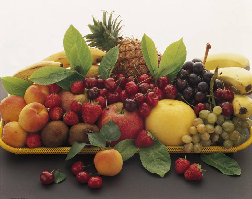 无人,横图,室内,特写,白色背景,苹果,菠萝,浆果,香蕉,樱桃,静物,水果,叶子,餐盘,葡萄柚,饮食,桃,摄影,清新,健康食物,彩图,影棚拍摄