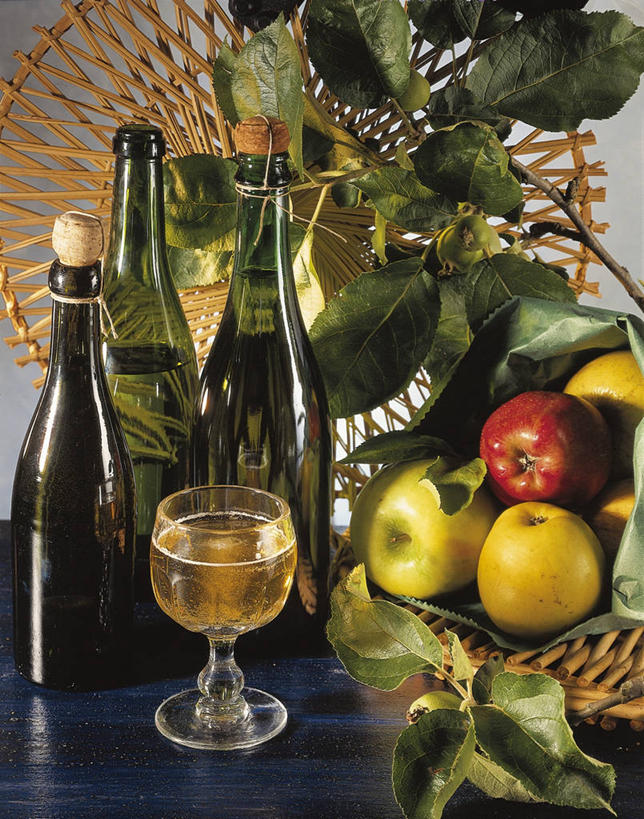 葡萄酒,无人,竖图,室内,特写,苹果,静物,水果,叶子,软木塞,饮食,酒瓶,青苹果,摄影,葡萄酒杯,健康食物,苹果酒,彩图