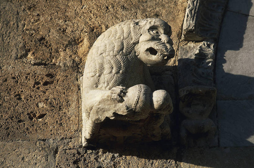 无人,教堂,横图,室外,特写,白天,建筑,雕塑,意大利,欧洲,雕像,墙,摄影,宗教,基督教,宗教建筑,地中海文化,意大利文化,灵性,彩图,大教堂,莫利塞