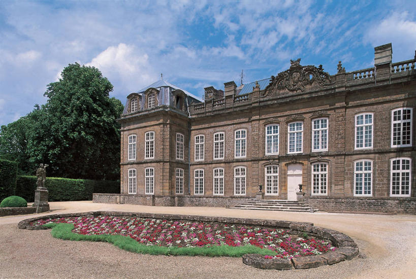 无人,横图,室外,白天,窗户,建筑,雕塑,法国,欧洲,雕像,城堡,历史,台阶,树,天空,摄影,西欧,地中海文化,法兰西,法兰西共和国,法兰西第五共和国,香槟.阿登,香槟.阿登大区,彩图,过去