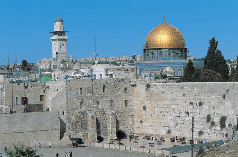 人群,横图,俯视,室外,白天,城市,建筑,土耳其,以色列,亚洲,朦胧,模糊,墙,古城,塔,首都,树,地标建筑,摄影,宗教,伊斯兰教,中东,圆顶建筑,宗教建筑,清真寺,西亚,哭墙,伊斯坦布尔,朝圣节,万里无云,蓝色清真寺,素檀何密清真寺,耶路撒冷,苏丹艾哈迈德清真寺,灵性,彩图,高角度拍摄,土耳其共和国,君士坦丁堡,苏丹清真寺