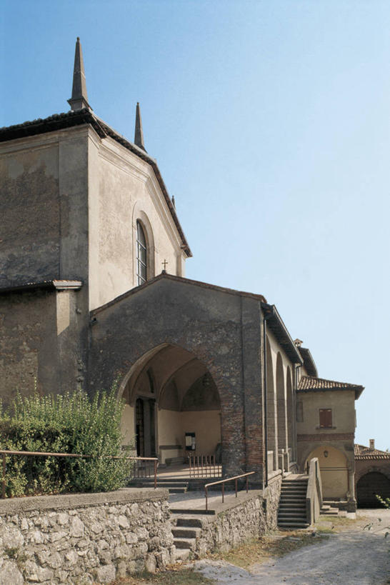 无人,竖图,室外,白天,仰视,植物,建筑,意大利,欧洲,节日,拱门,文化,台阶,祈祷,健康,许愿,摄影,宗教,信仰,纪念,祈求,基督教,地中海文化,天主教,修道院,信念,意大利文化,伦巴第大区,万里无云,神学院,修院,隐修院,平安,彩图,低角度拍摄