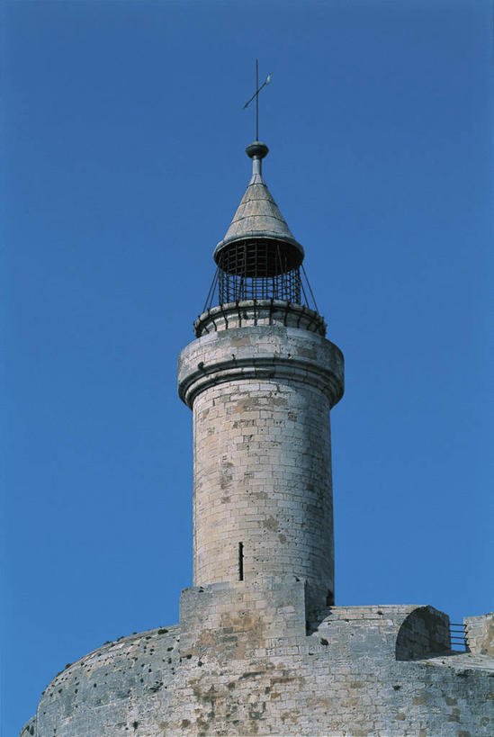 无人,竖图,室外,白天,仰视,建筑,法国,欧洲,塔,尖顶,历史,蓝色,摄影,普罗旺斯,地中海文化,艾格莫尔特,万里无云,彩图,低角度拍摄,过去