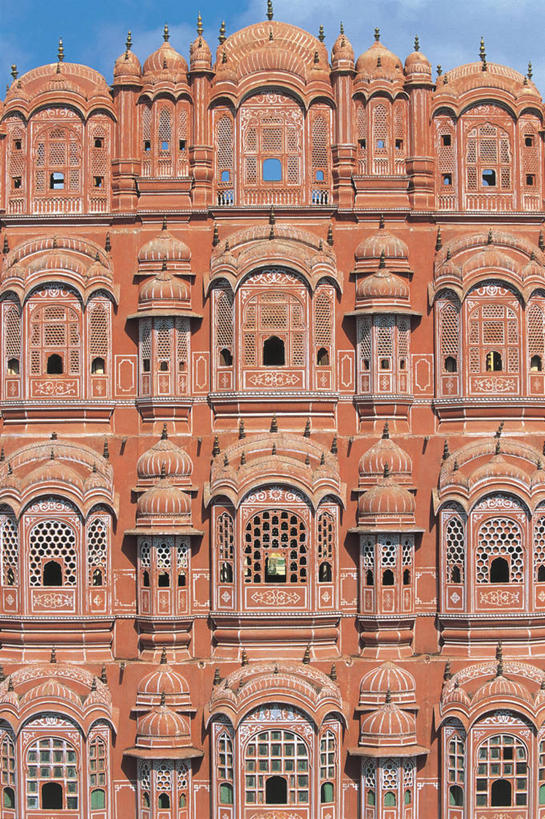 无人,宫殿,竖图,室外,白天,仰视,窗户,建筑,印度,亚洲,历史,天空,地标建筑,摄影,印度文化,拉贾斯坦邦,风宫,斋普尔,彩图,低角度拍摄,传统文化,过去