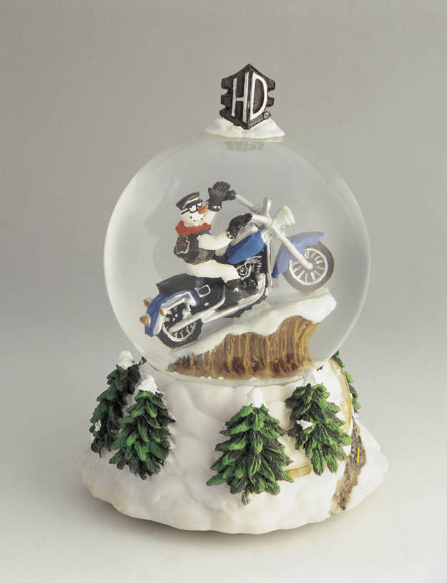 无人,竖图,室内,特写,白色背景,摩托车,玩具,雕塑,艺术,装饰,透明,标志,雕刻,雕像,符号,商品,机动车,文化,标识,一个,纪念品,工艺品,运输,摄影,名牌,单个,纪念,品牌,美术,创造力,记忆,主题,陈列,产品,功能,美学,雪花球,性别符号,想法,彩图,影棚拍摄,男性符号,哈雷.戴维森,哈雷戴维森