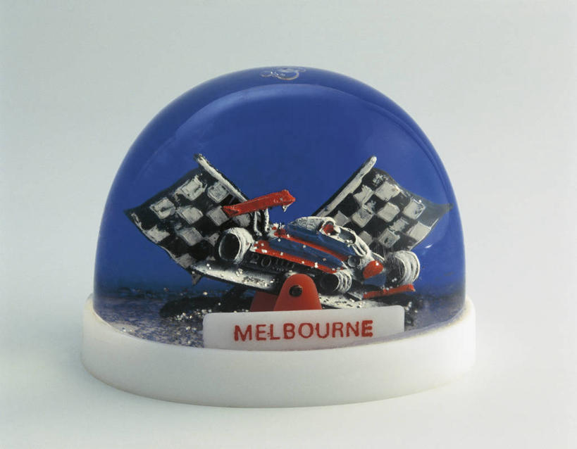 无人,横图,室内,特写,锻炼,快乐,比赛,运动,竞争,汽车,赛车,玩具,雕塑,澳大利亚,艺术,装饰,透明,雕刻,雕像,符号,商品,文字,机动车,竞技运动,娱乐,一个,纪念品,工艺品,休闲,运输,摄影,单个,纪念,英文字母,迅速,美术,创造力,体育运动,记忆,主题,大洋洲,陈列,墨尔本,一级方程式赛车,澳大拉西亚,功能,美学,雪花球,想法,大写字母,体育,彩图,影棚拍摄,健身