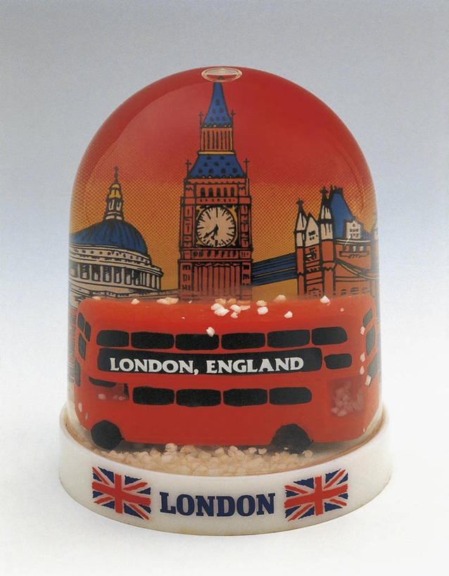 无人,竖图,室内,特写,白色背景,建筑,汽车,旗帜,玩具,雕塑,英国,欧洲,伦敦,艺术,装饰,透明,雕刻,雕像,符号,商品,文字,塑胶,巴士,公共交通,首都,大本钟,英格兰,钟塔,双层巴士,车,一个,纪念品,工艺品,地标建筑,交通工具,运输,摄影,单个,纪念,英文字母,美术,创造力,西欧,载具,北欧,记忆,主题,大不列颠,陈列,欧洲文化,威斯敏斯特市,英国文化,英国国会大厦,大不列颠及北爱尔兰联合王国,大不列颠及爱尔兰联合王国,功能,美学,雪花球,雾都,想法,大写字母,彩图,影棚拍摄,内伦敦,大不列颠王国,大英帝国,联合王国,日不落帝国