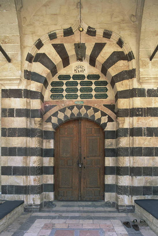 无人,竖图,室外,白天,门,建筑,亚洲,关闭,条纹,拱门,台阶,摄影,宗教,保护,伊斯兰教,中东,宗教建筑,封闭,清真寺,安纳托利亚,灵性,式样,设计,彩图