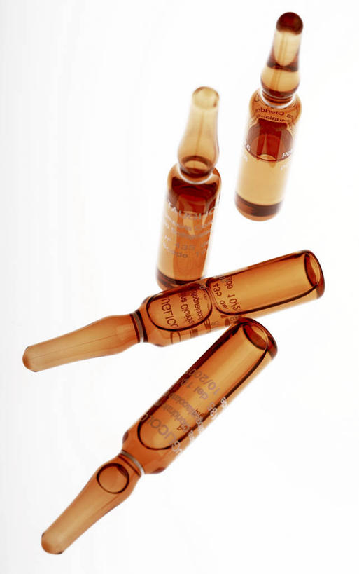 无人,竖图,室内,特写,白色背景,静物,药,白色,四个,摄影,麻醉剂,彩图,影棚拍摄