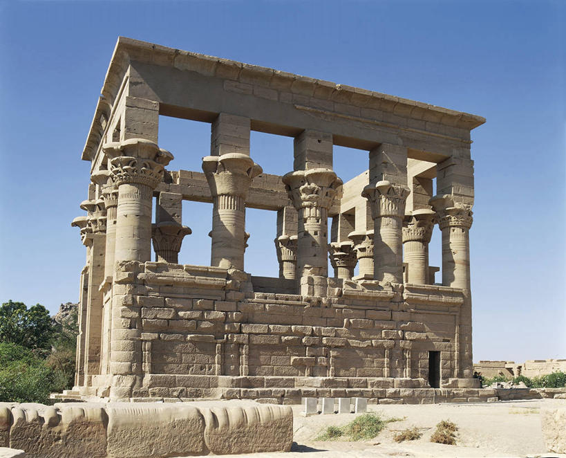 无人,横图,室外,白天,建筑,埃及,柱子,亭子,纪念碑,联合国,树荫,历史,废墟,天空,地标建筑,摄影,中东,古典风格,北非,万里无云,埃及文化,古埃及文明,古代文明,彩图,旅行,联合国教科文组织,售货亭