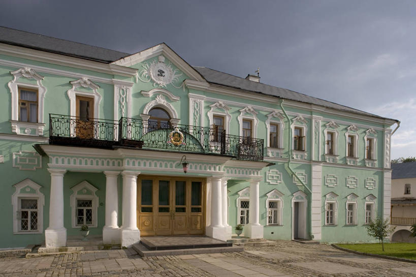 无人,横图,室外,白天,阳台,建筑,俄罗斯,柱子,纪念碑,历史,地标建筑,摄影,谢尔吉耶夫,彩图,旅行,俄罗斯文化,联合国教科文组织