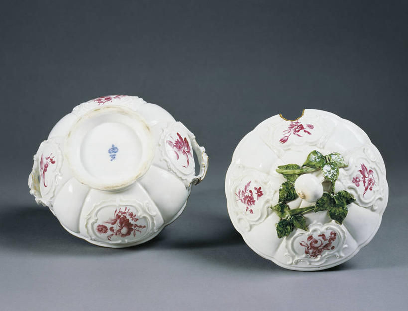 无人,横图,室内,奢侈,餐具,珠宝,德国,瓷器,矿石,陶瓷制品,古典,汤碗,饮食,两个,摄影,昂贵,贵重,宝石,坚定,中欧,18世纪,宝贵,美术工艺,彩图,影棚拍摄,人工宝石,人造宝石