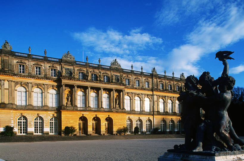 无人,横图,室外,特写,白天,旅游,度假,重复,美景,建筑,雕塑,德国,雕像,城堡,景观,云,纪念碑,历史,娱乐,天空,自然,地标建筑,享受,休闲,景色,放松,摄影,合金,顺序,自然风光,沙砾,德国文化,中欧,斯图加特,青铜,巴伐利亚,岩石,彩图,旅行,新宫殿