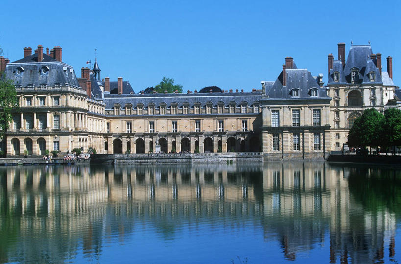 无人,宫殿,横图,室外,白天,湖,窗户,建筑,法国,欧洲,反射,城堡,文艺复兴,历史,地标建筑,摄影,园林,西欧,法兰西,古典风格,法国文化,中欧,法兰西共和国,法兰西第五共和国,法兰西岛,枫丹白露,枫丹白露宫,法兰西岛大区,塞纳.马恩省,彩图