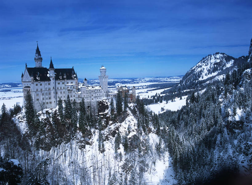 无人,横图,室外,白天,山,雪,建筑,德国,地平线,云,冬天,辽阔,地面,历史,风景,天空,自然,地标建筑,广阔,摄影,一望无际,延伸,德国文化,中欧,新天鹅城堡,天地相交,巴伐利亚,无边无际,一马平川,彩图,旅行