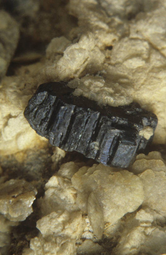 无人,竖图,室内,抽象,水晶,一个,自然,摄影,单个,环境,肌理,地质学,矿物质,自然地理,岩石,彩图,影棚拍摄,车轮矿