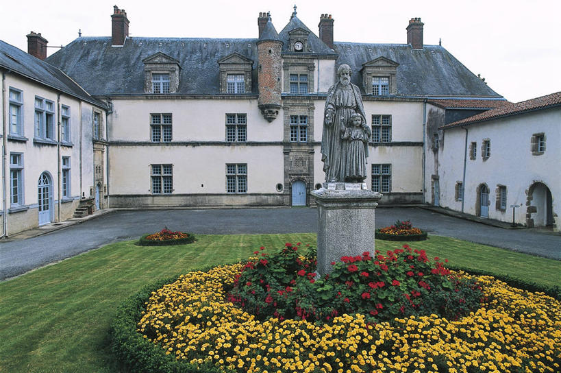 无人,横图,室外,白天,建筑,法国,雕像,城堡,庭院,历史,花,摄影,卢瓦尔河谷,彩图