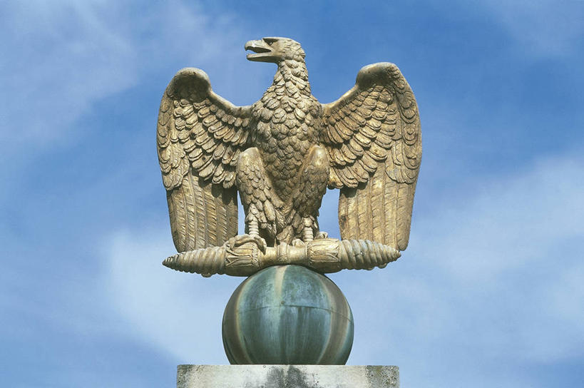 无人,宫殿,横图,特写,鹰,雕塑,法国,欧洲,城堡,联合国,文艺复兴,历史,摄影,徽章,西欧,法兰西,古典风格,将军,中欧,爱国主义,法兰西共和国,法兰西第五共和国,法兰西岛,枫丹白露,枫丹白露宫,盾形徽章,法兰西岛大区,塞纳.马恩省,自然地理,彩图,联合国教科文组织