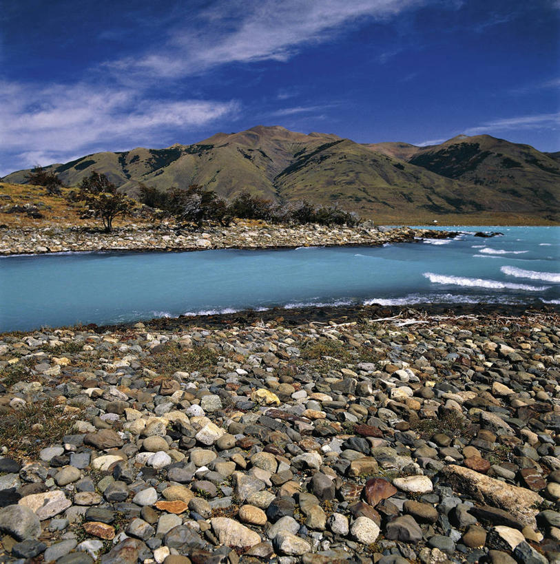 无人,竖图,方图,室外,白天,湖,山,阿根廷,地形,风景,自然,地标建筑,南美,摄影,环境,国家公园,巴塔哥尼亚,自然地理,岩石,彩图,阿根廷湖,郊野公园