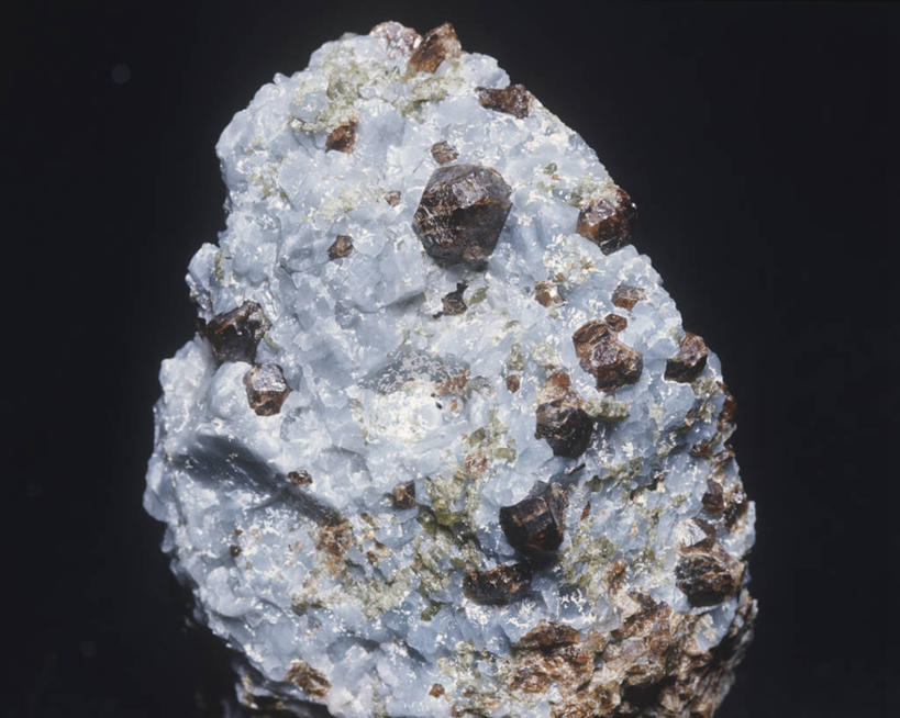 无人,横图,黑色背景,蓝色,灰色,自然,摄影,部分,地质学,矿物质,方解石,岩石,彩图,影棚拍摄