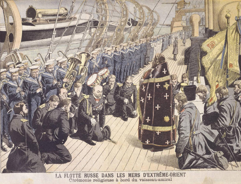 西方人,成年人,人群,站,横图,室外,白天,海洋,水,欧洲,欧洲人,许多人,历史,祈祷,一群人,战争,摄影,军舰,专心,基督教,海军,战船,教皇,东正教,男人,白种人,跪着,彩图