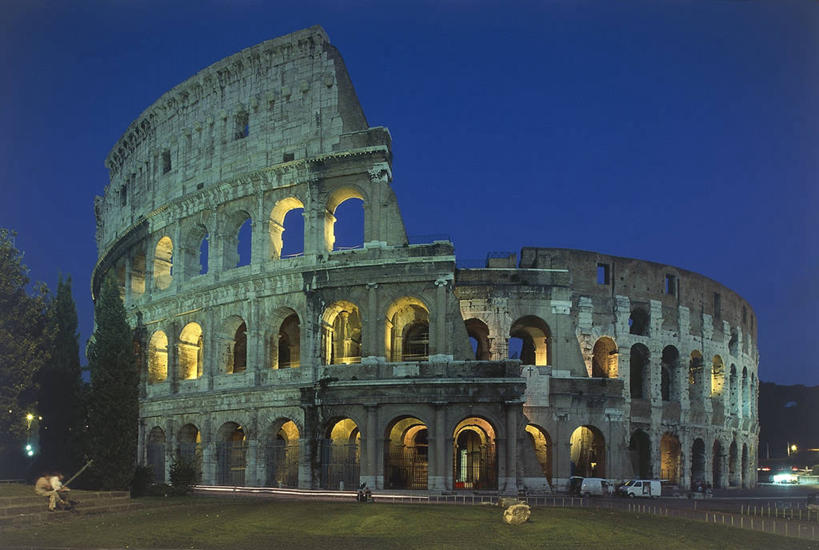 无人,横图,室外,夜晚,建筑,意大利,罗马,光亮,首都,历史,古罗马,废墟,地标建筑,摄影,照亮,考古学,南欧,意大利文化,拉奇奥,古罗马广场,罗马斗兽场,古代文明,圆形剧场,罗马省,彩图,旅行,过去