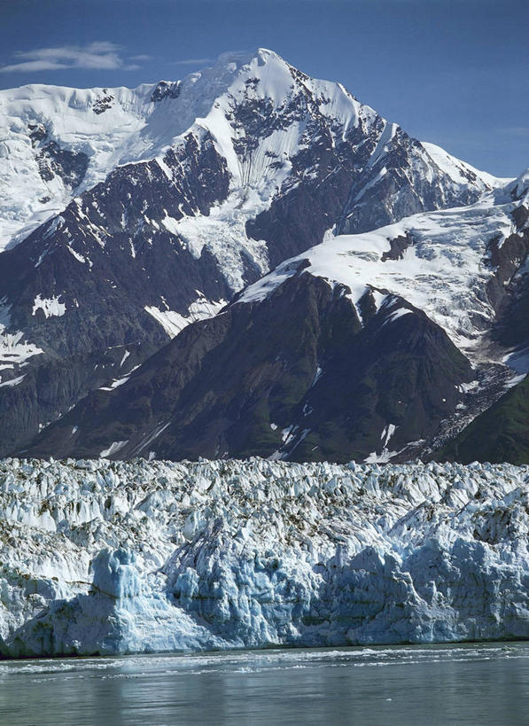 无人,竖图,室外,白天,旅游,度假,海洋,美景,山,水,雪山,美国,冰,地形,景观,山顶,娱乐,风景,自然,地标建筑,享受,休闲,景色,放松,摄影,气象,气候,国家公园,自然风光,冰河,阿拉斯加,冰河湾国家公园,自然地理,彩图,旅行,郊野公园