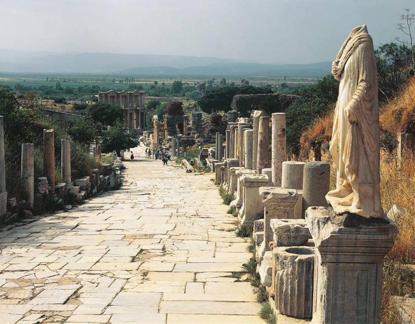 横图,室外,白天,建筑,日光,欧洲,一排,整齐,雕像,柱子,历史,古罗马,废墟,排列,摄影,考古学,队列,万里无云,古代文明,彩图,艾菲索斯,过去