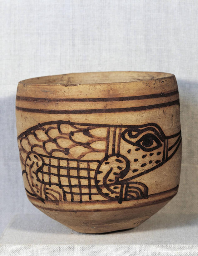 无人,竖图,特写,白色背景,鳄鱼,陶瓷制品,古代,一个,碗,摄影,单个,古埃及文明,古代文明,美术工艺,彩图,影棚拍摄